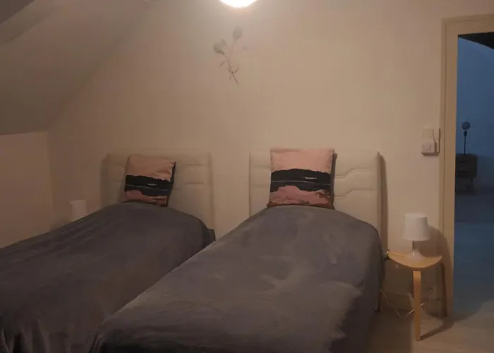 Le Gite Au Pied Du Chateau De Chaumont